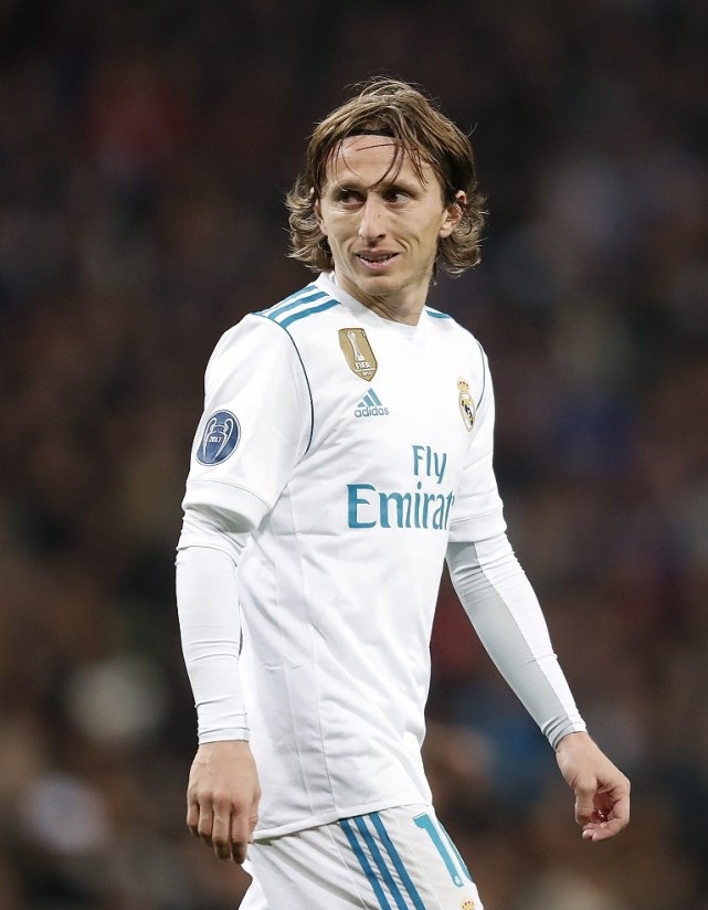 莱万：职业生涯已接近尾声，我想在体育和情感方面享受当下